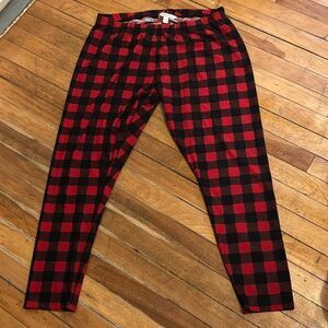 Celebrate Together Women’s Red and Black Plaid Leggings Size XL
